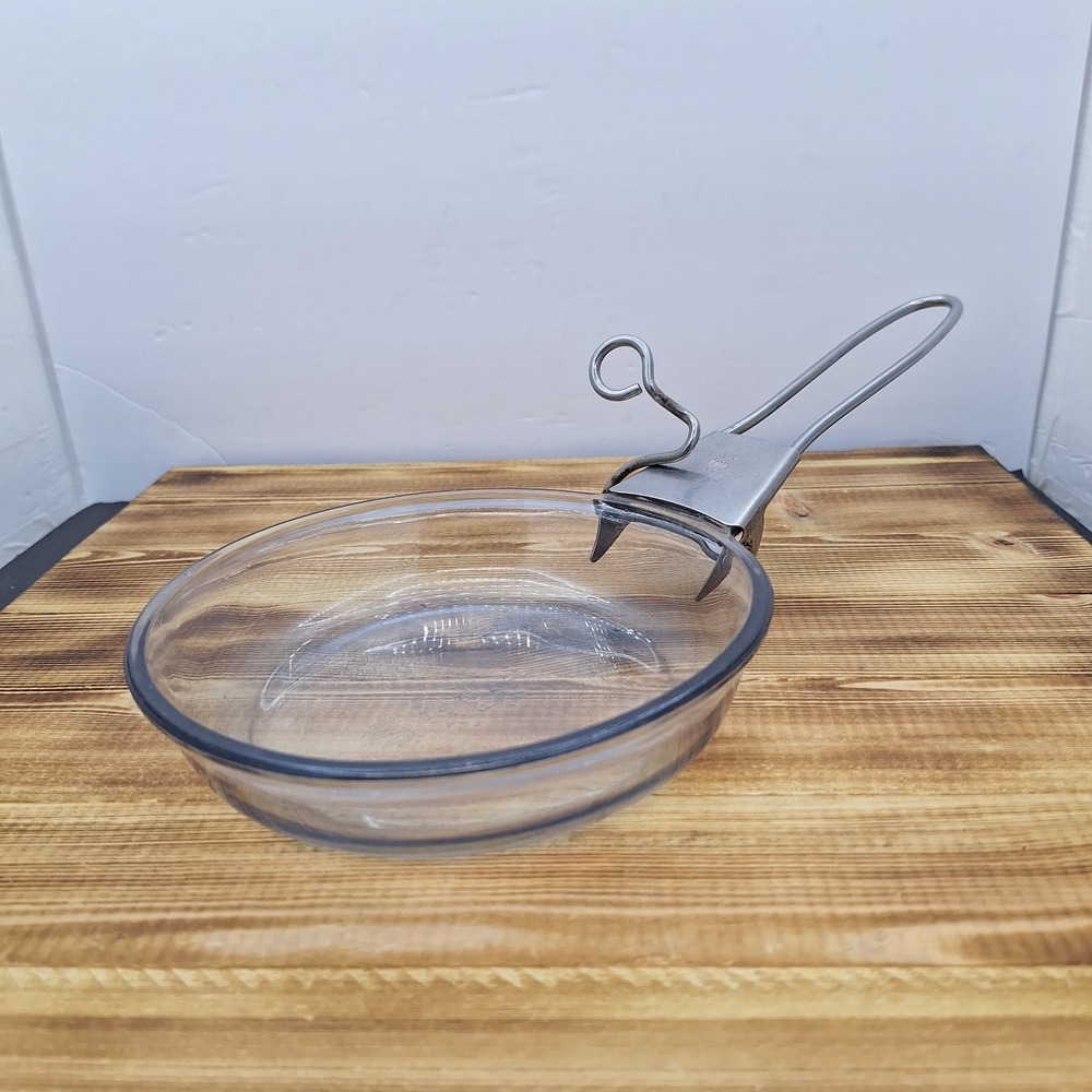 Pyrex Flameware Metal Grip Removable Handle &‎ Glass Skillet /0825-127-2 - Picture 2 of 11